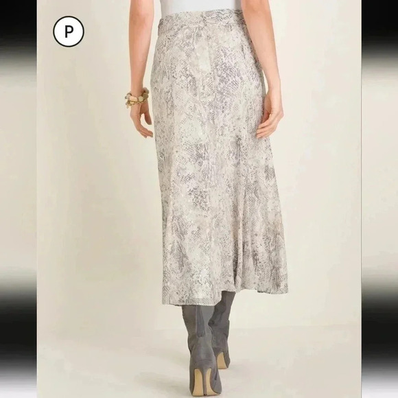Chico's Petite Faux-Snakeskin print midi skirt size 1P (8P) NWT - Picture 2 of 14